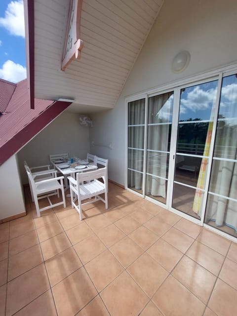 Patio, Day, View (from property/room), Balcony/Terrace, Dining area