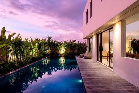 Balcony/Terrace, Swimming pool