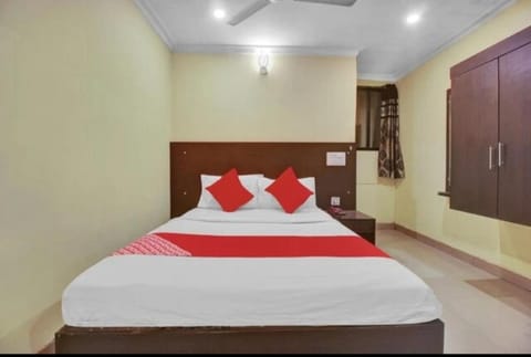 Hotel happy rooms Hotel in Secunderabad