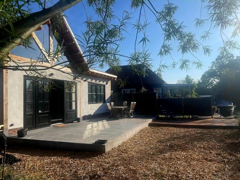 Rustic Lake House House in South Holland (province)