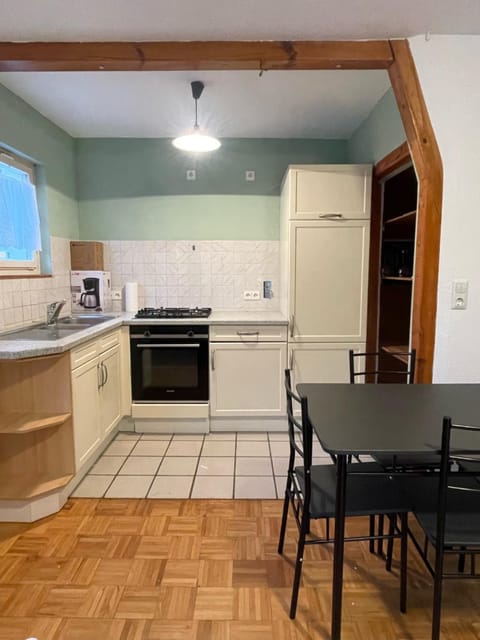 Kitchen or kitchenette, Dining area, dishwasher, oven, stove, toaster