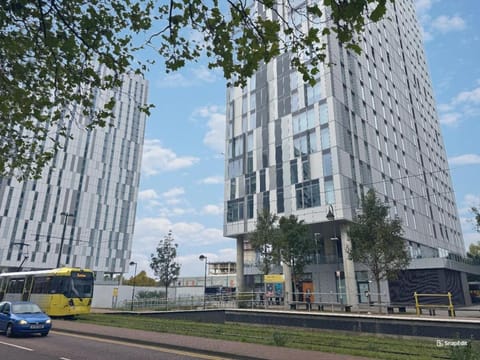 MediaCity One Bedroom Skyline Flat Apartment in Salford