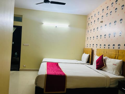 Avini Stay Hotel in Mysuru