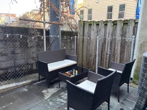 Patio, BBQ facilities