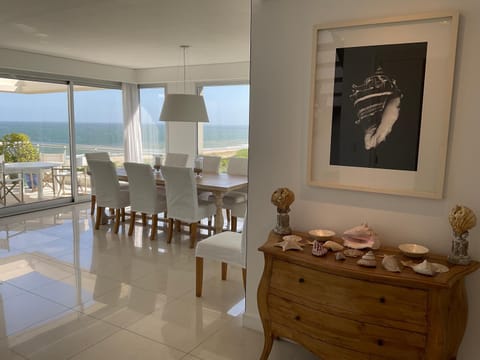 Penthouse con pileta privada y parrilla Apartment in Punta del Este