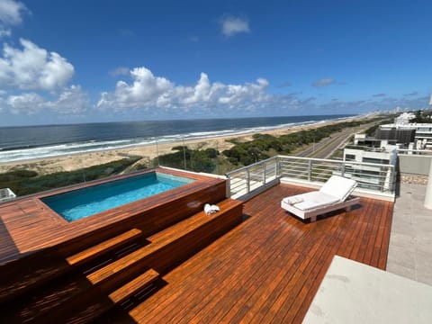 Balcony/Terrace, Swimming pool