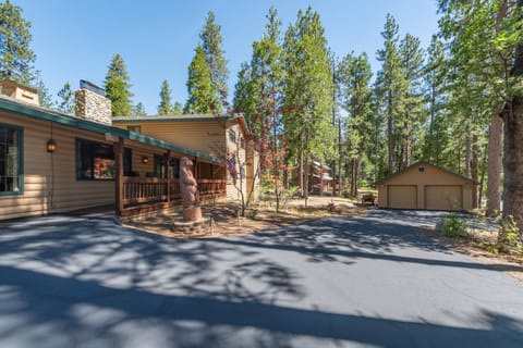 Chaparral Cabin House in Arnold