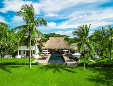 Property building, Natural landscape, Pool view, Swimming pool, sunbed