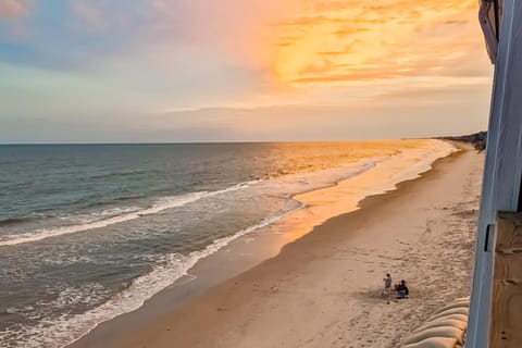 Let It Beach Apartment in North Topsail Beach