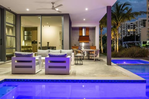 Villa Alumino Casa in Lauderdale-by-the-Sea