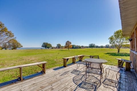 Group Getaway at Lake Tawakoni with Water Views! Maison in Lake Tawakoni