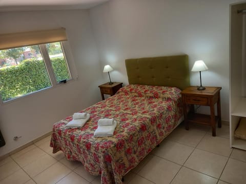 Bed, Photo of the whole room, Bedroom, Garden view, towels