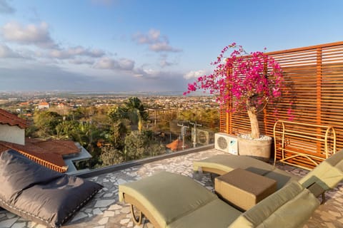 Patio, Day, Natural landscape, View (from property/room), Balcony/Terrace, Balcony/Terrace, Seating area