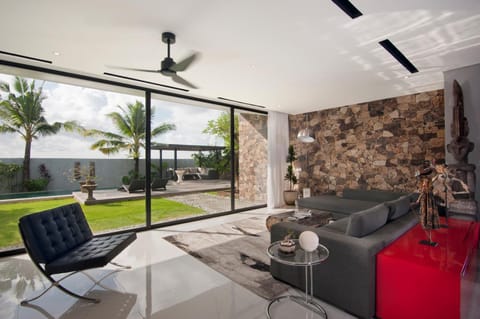 Living room, Garden view, Pool view