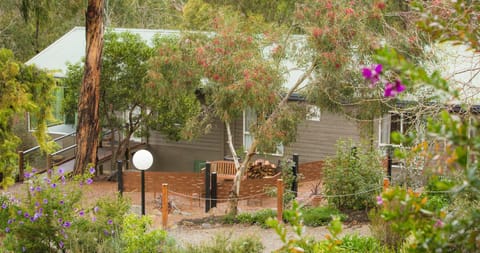 Yarra Valley Estate Hotel in Dixons Creek