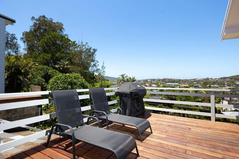 BBQ facilities, View (from property/room), Balcony/Terrace