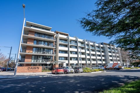 Modern Apartment next to Canberra Centre Apartment in Canberra