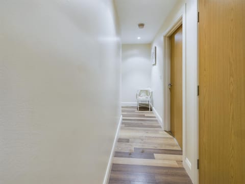 Contemporary 3 Bedroom Penthouse in South Belfast Apartment in Belfast