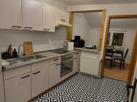 Kitchen or kitchenette, Living room