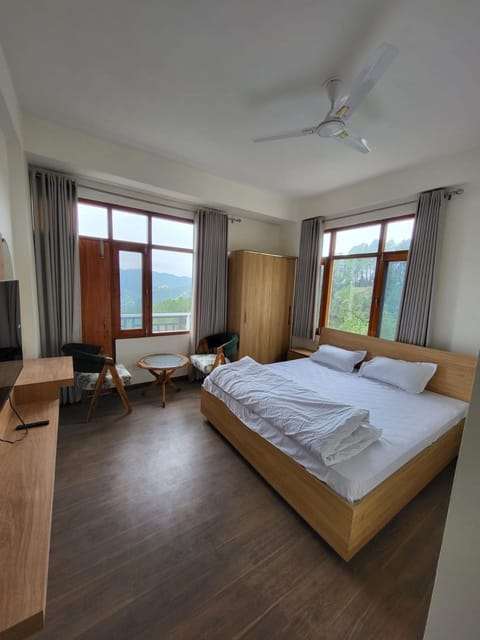 Hues & Trails Homestay Vacation rental in Shimla