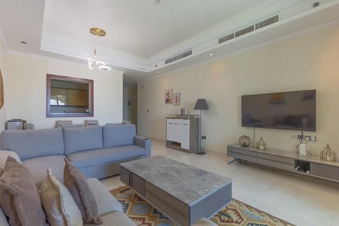 Spacious New 2 BDR, Pool and Beach Access Apartment in Dubai