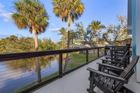 245 Nature View Ct Upper home House in Estero Island