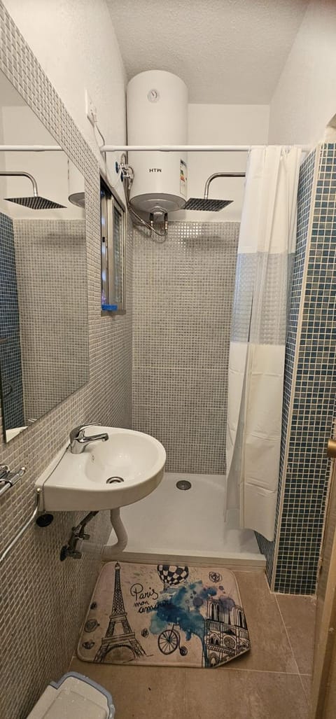 Piso bien ubicado en Torrejón de Ardoz Apartamento in Torrejón de Ardoz