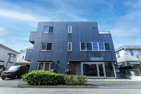 E-House90 Apartment in Yokohama