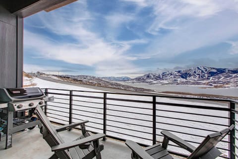 Luxury Lakeview Retreat A Jordanelle Gem in Hideout, Utah Haus in Hideout