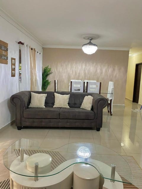 Alojamiento YRZ Apartment in Santo Domingo Este