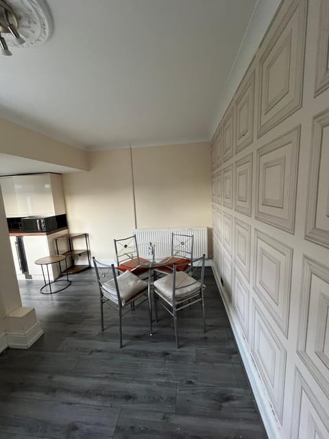 Free Parking - Contractors & Families -WA2 Apartment in Warrington