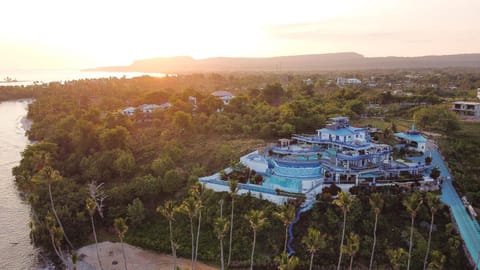 Sunset Samana - Private Beach & Infinity Pool Hotel in Las Galeras