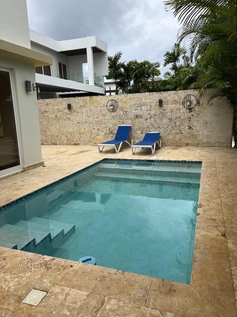 Patio, Pool view, Swimming pool