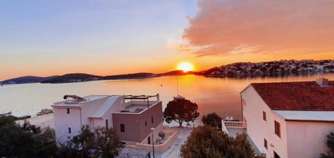 Mimoza House in Šibenik-Knin County, Croatia