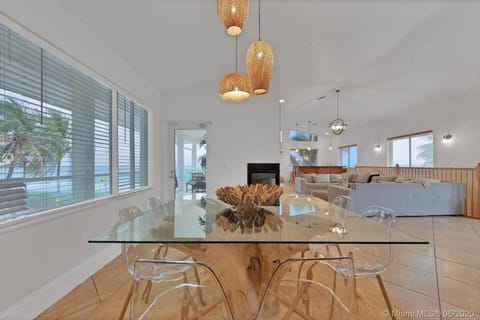 Charming 2-BR space in Hollywood House in Hollywood Beach