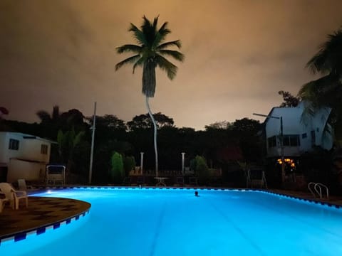 Night, Swimming pool