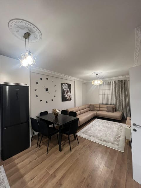 Univers City House Apartment in Tirana