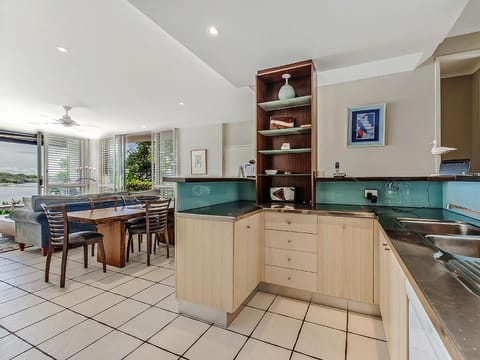 3 Mariners Point Apartment in Noosaville