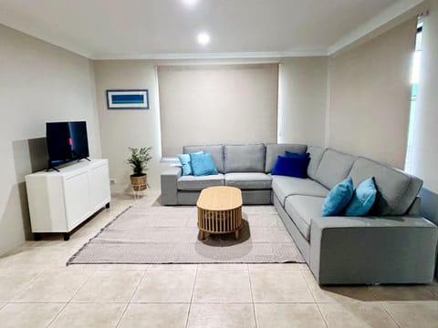 Busselton Beach Villa House in Busselton