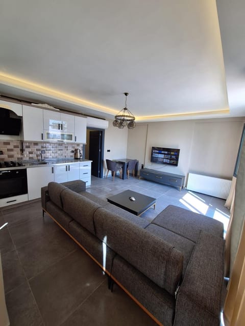 Communal lounge/ TV room, Kitchen or kitchenette