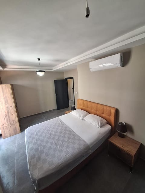 Bed, Photo of the whole room, Bedroom, wardrobe, air conditioner