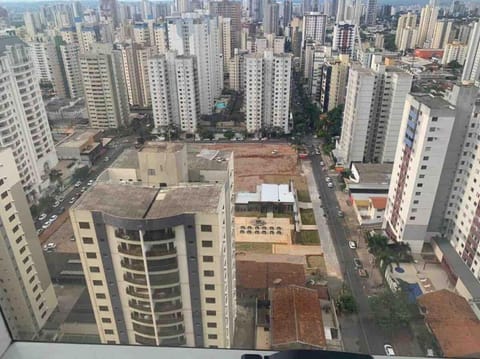 Luxo no Santorini! Piscina, academia,Tv, wi-fi 500mb! Ao lado do Hospital Premium ! Apartment in Goiania