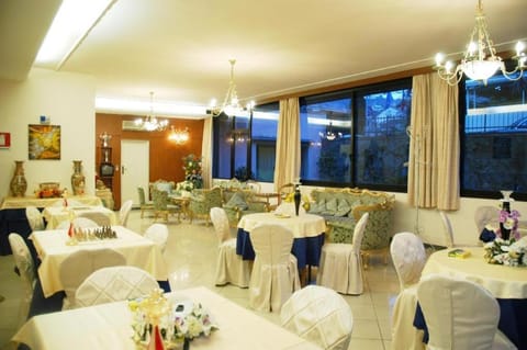 Hotel Flowers Hotel in Montecatini Terme