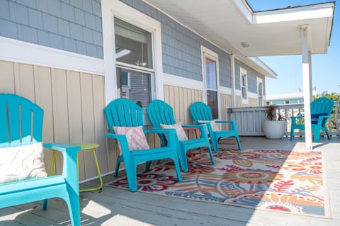 Island Time House in Oak Island