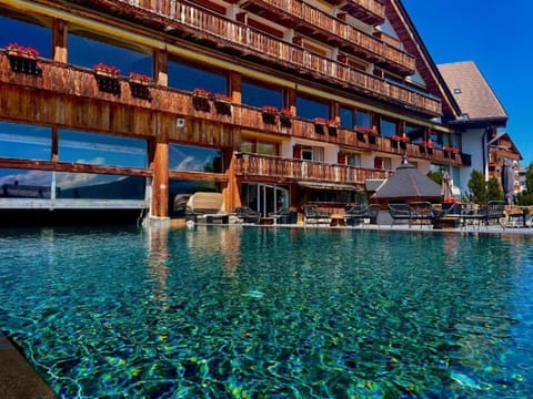 Beau studio avec piscine et terrasse à Crans Montana Apartment in Crans-Montana