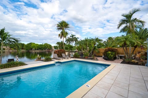 The Aqua Villa Villa in Hollywood