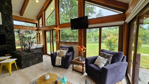 Living room, Garden view