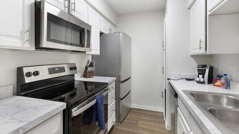 Landing at Woodhill - 2 Bedrooms in Denton Apartamento in Denton