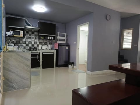 3 Bedroom House Fully Furnished Fit 6 People House in Thep Krasatti