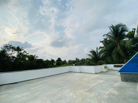 Darshana Villa Apartment in Hikkaduwa